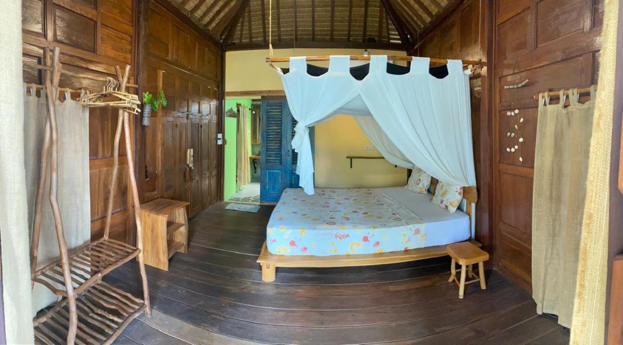 Eco Casa Hotel Karimunjawa Exterior photo